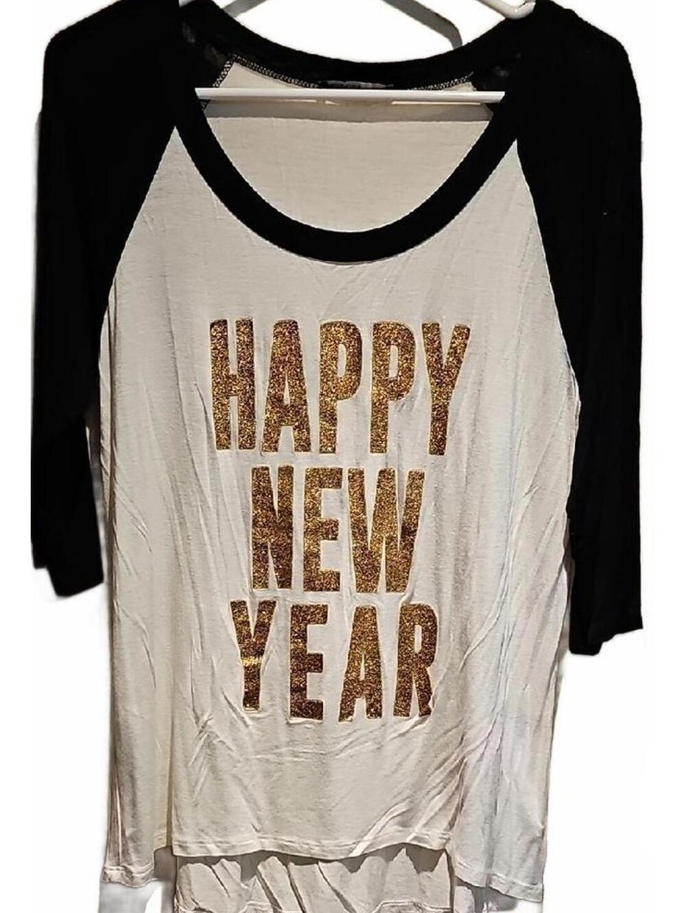 Happy New Year Women's Black and White Top Size M